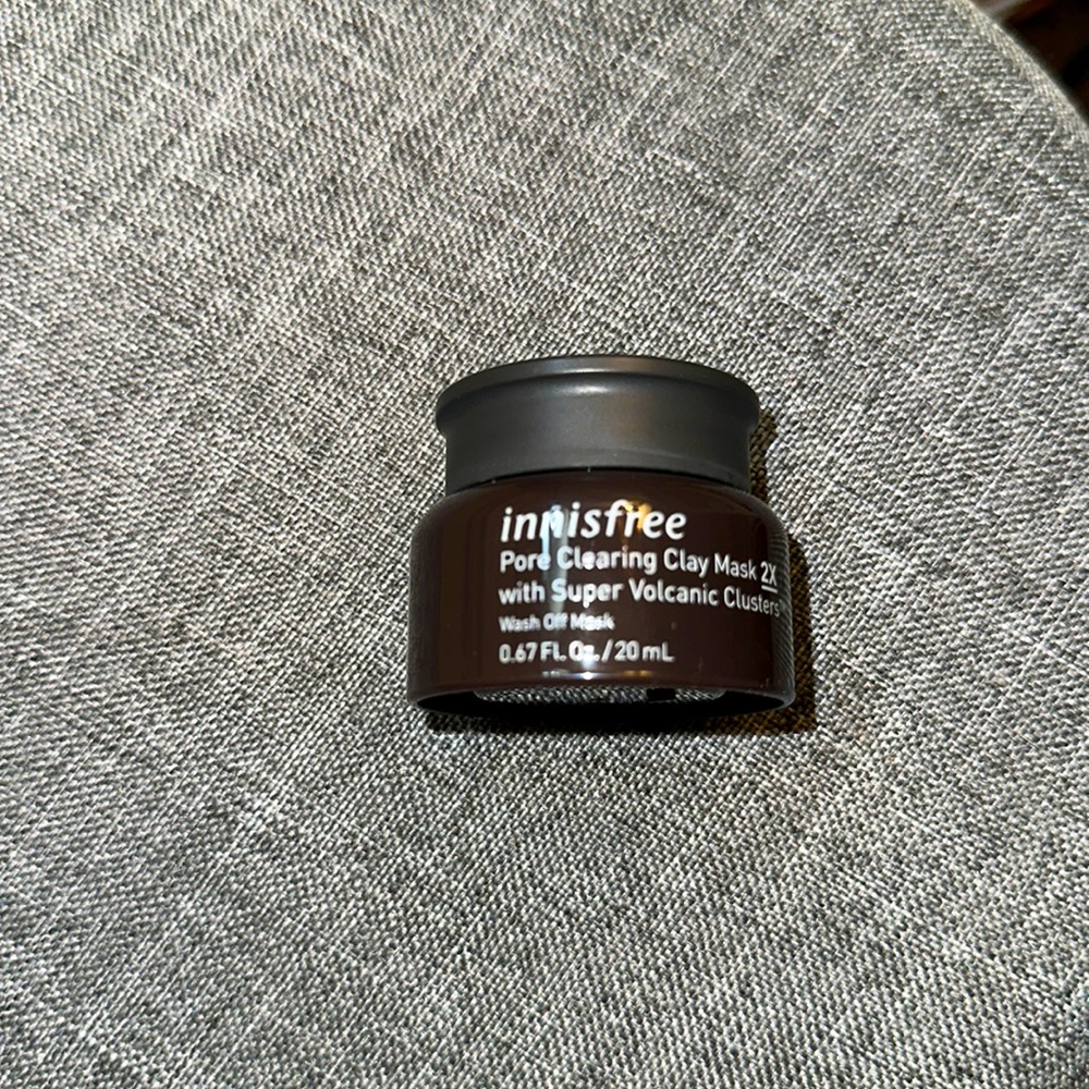 Innisfree pore clearing clay mask 0.67 fl Oz